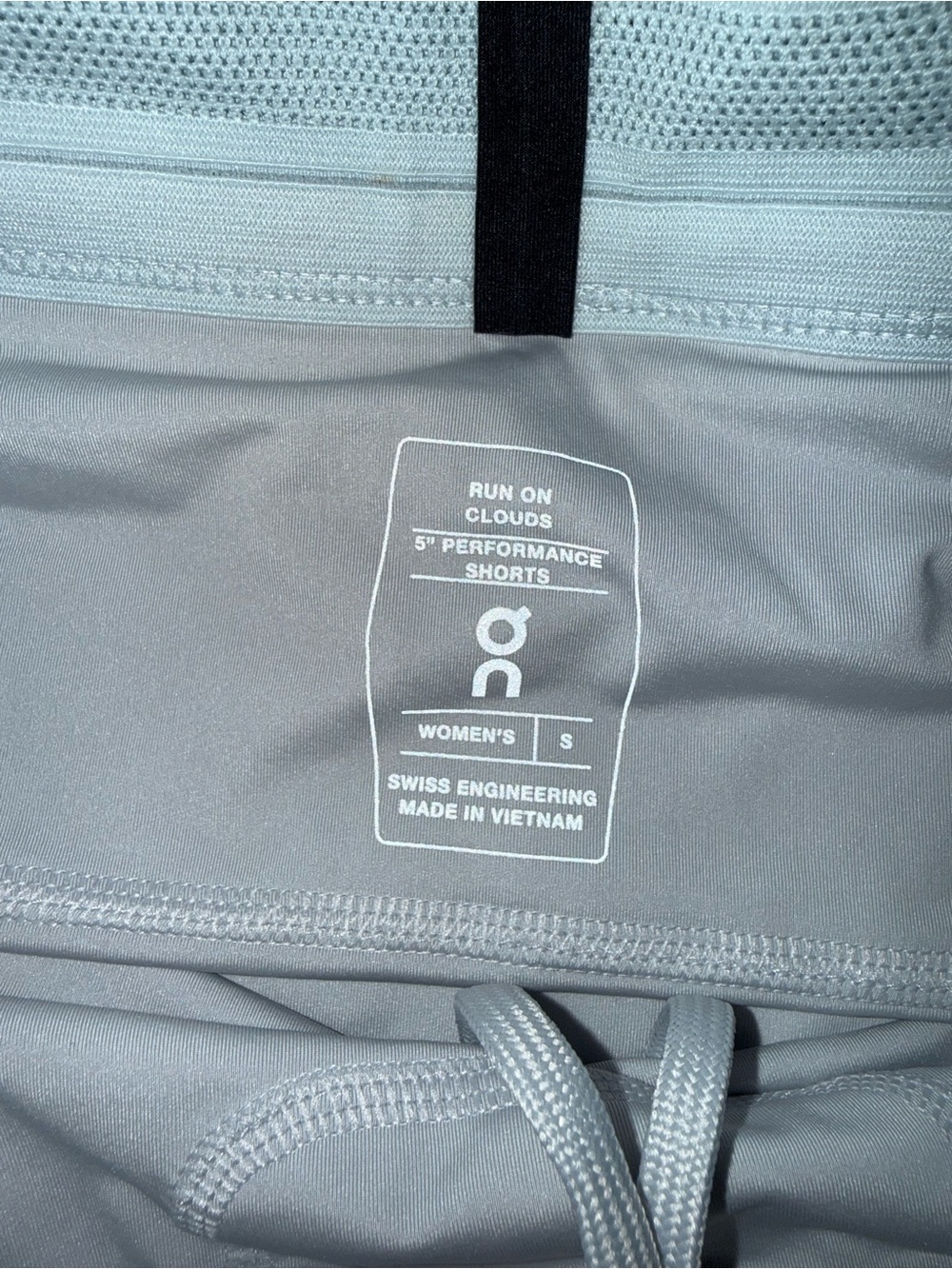 On Running 5" Performance Shorts-Women S (Arctic color) - Picture 4 of 7